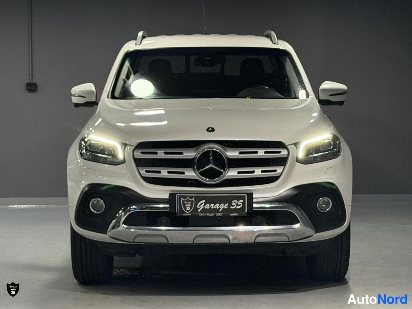 Valkoinen Mercedes-Benz X d 2018, edestä, kuva 5