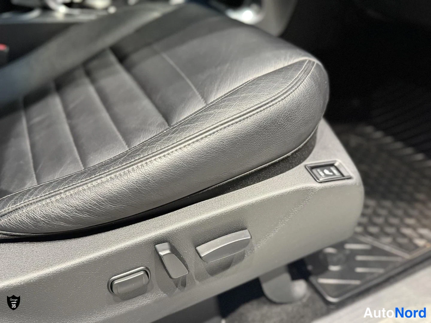 Valkoinen Mercedes-Benz X d 2018, yksityiskohta, kuva 29