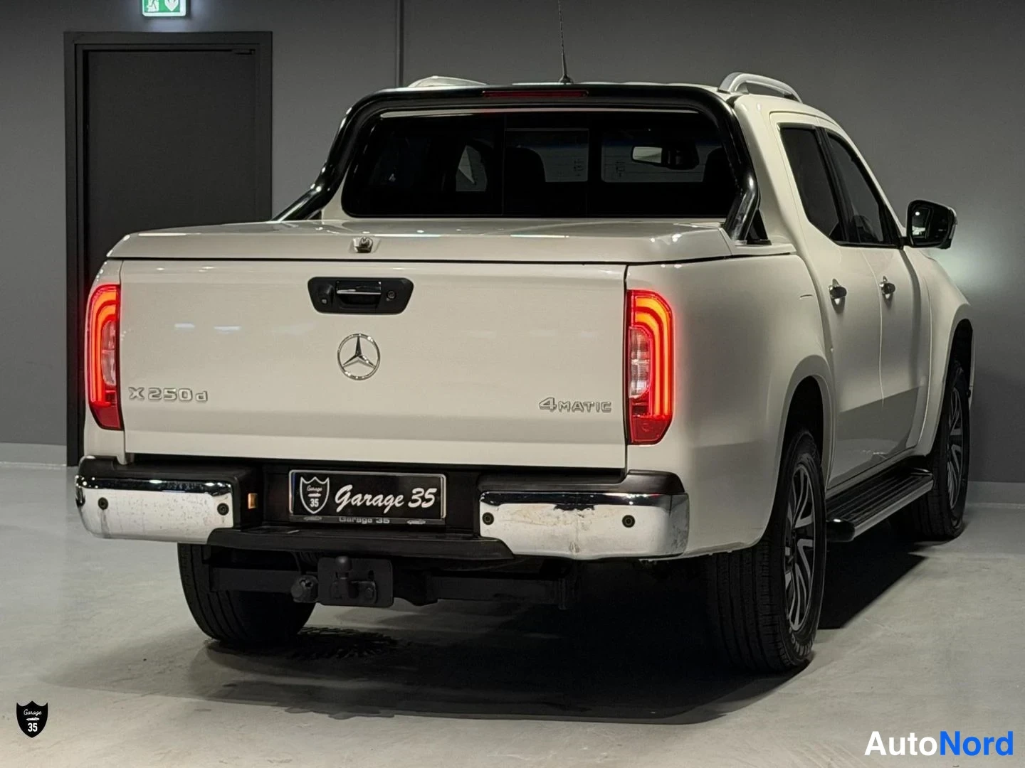Valkoinen Mercedes-Benz X d 2018, takaviisto, kuva 8