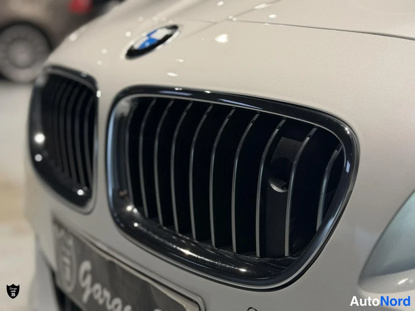 Valkoinen BMW 535d xDrive 2016, yksityiskohta, kuva 23