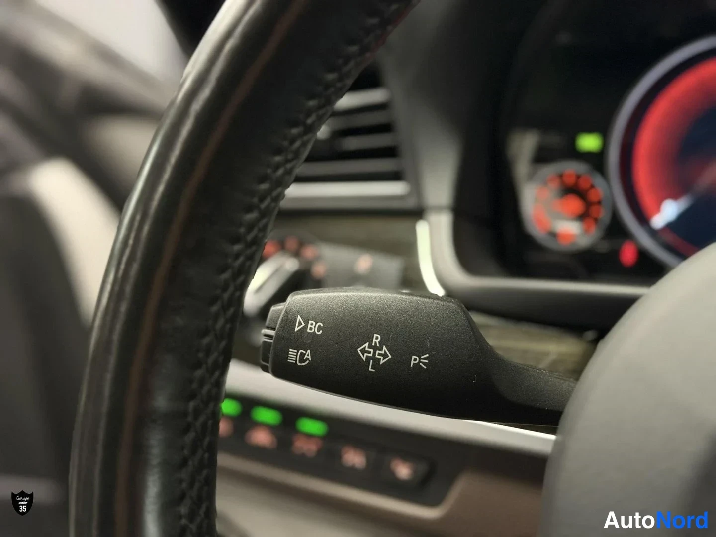 Valkoinen BMW 535d xDrive 2016, yksityiskohta, kuva 27