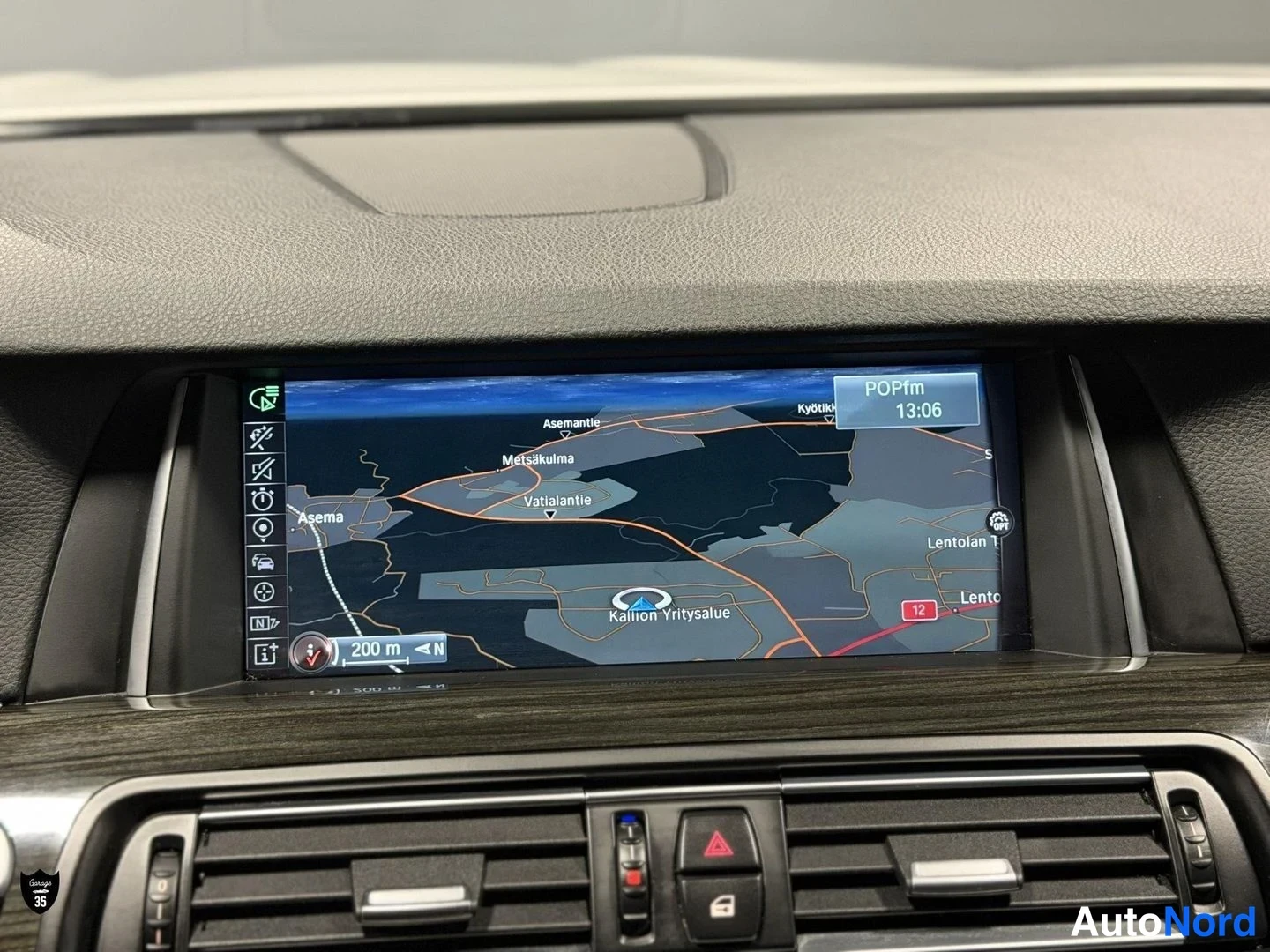 Valkoinen BMW 535d xDrive 2016, yksityiskohta, kuva 28