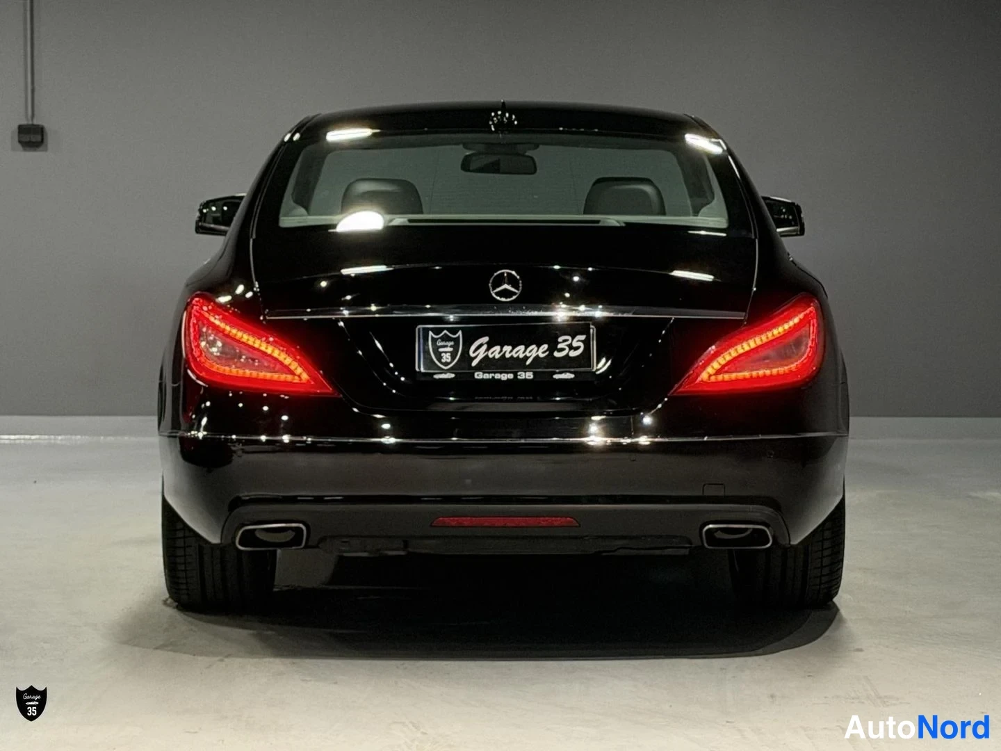 Musta Mercedes-Benz CLS 350 CDI 4MATIC 2012, takaa, kuva 10
