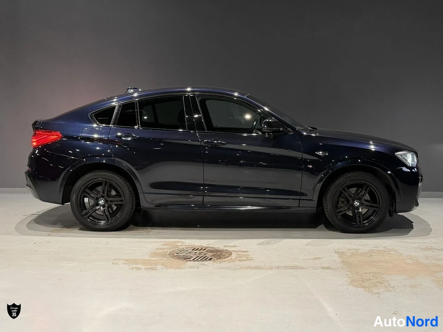 Musta BMW X4 xDrive20d 2015, takaviisto, kuva 8