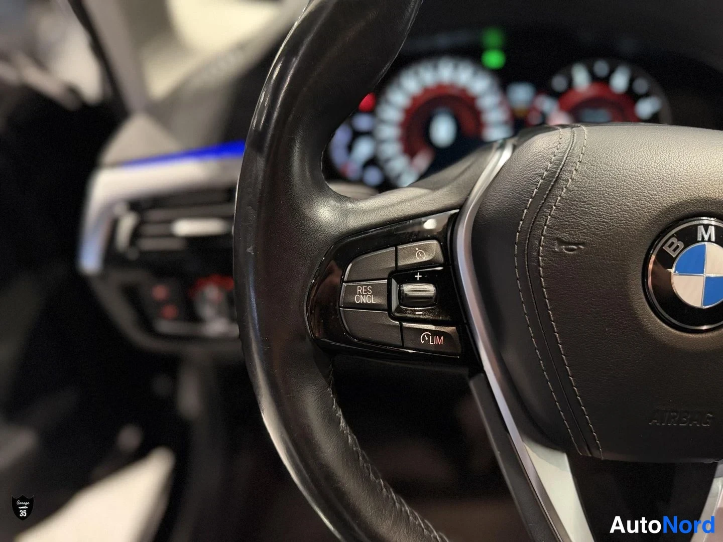 Musta BMW 518d 2019, kuva 26