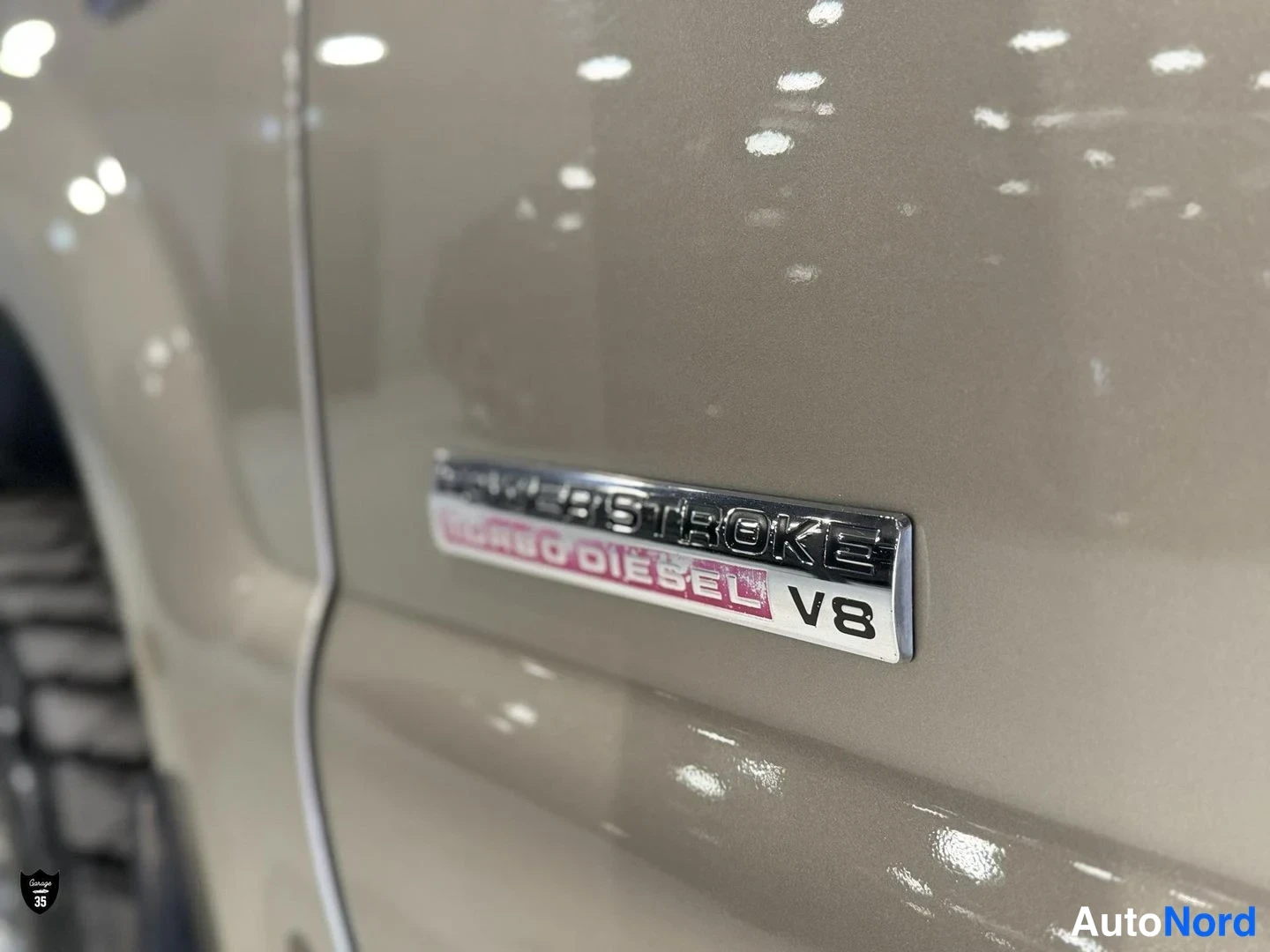 Harmaa Ford F-350 2006, yksityiskohta, kuva 15
