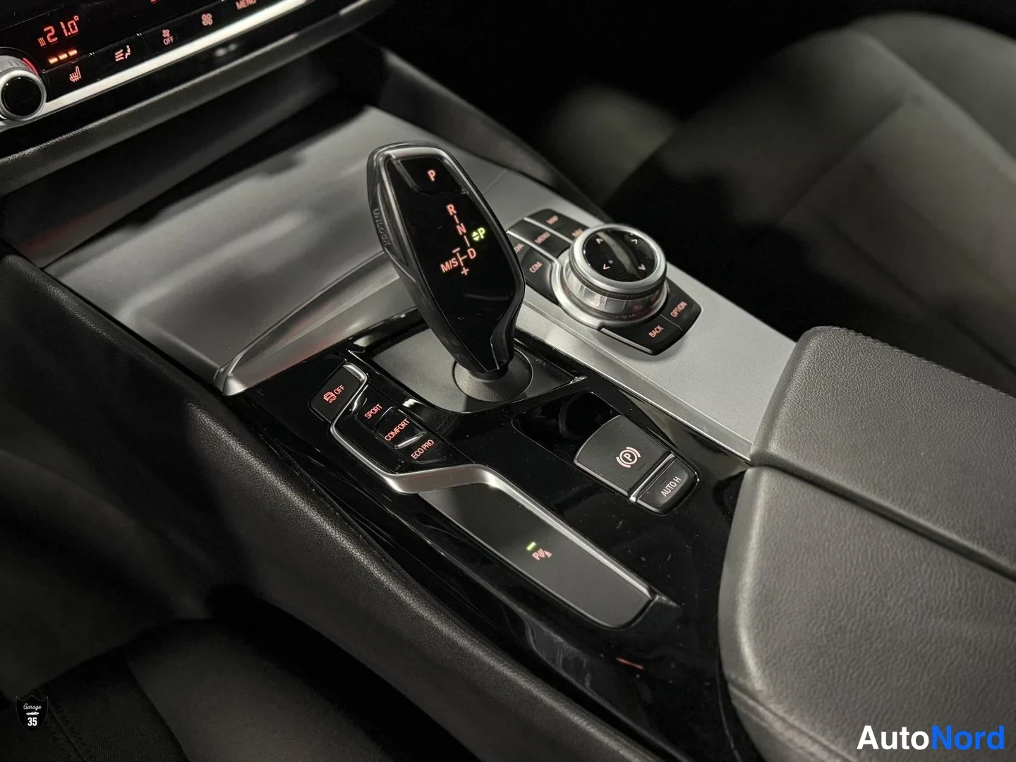 Beige BMW 520d xDrive 2017, yksityiskohta, kuva 26