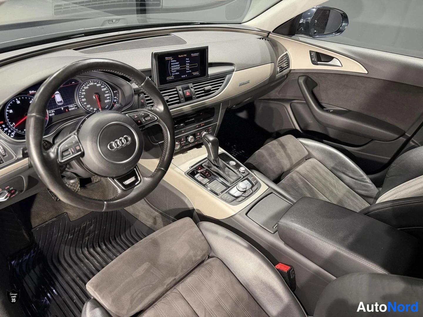 Sininen Audi A6 Allroad 2015, ohjaamo, kuva 11