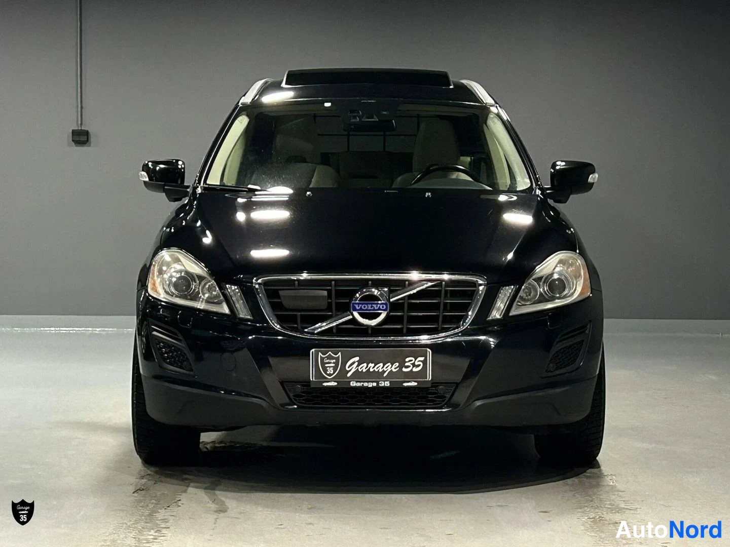 Musta Volvo XC60 2012, edestä, kuva 6