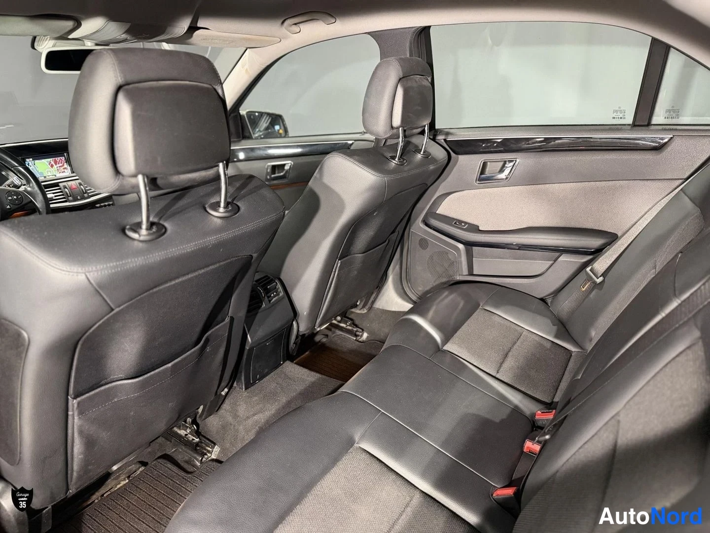 Ruskea Mercedes-Benz E 350 CDI 4MATIC 2010, takaistuimet, kuva 15