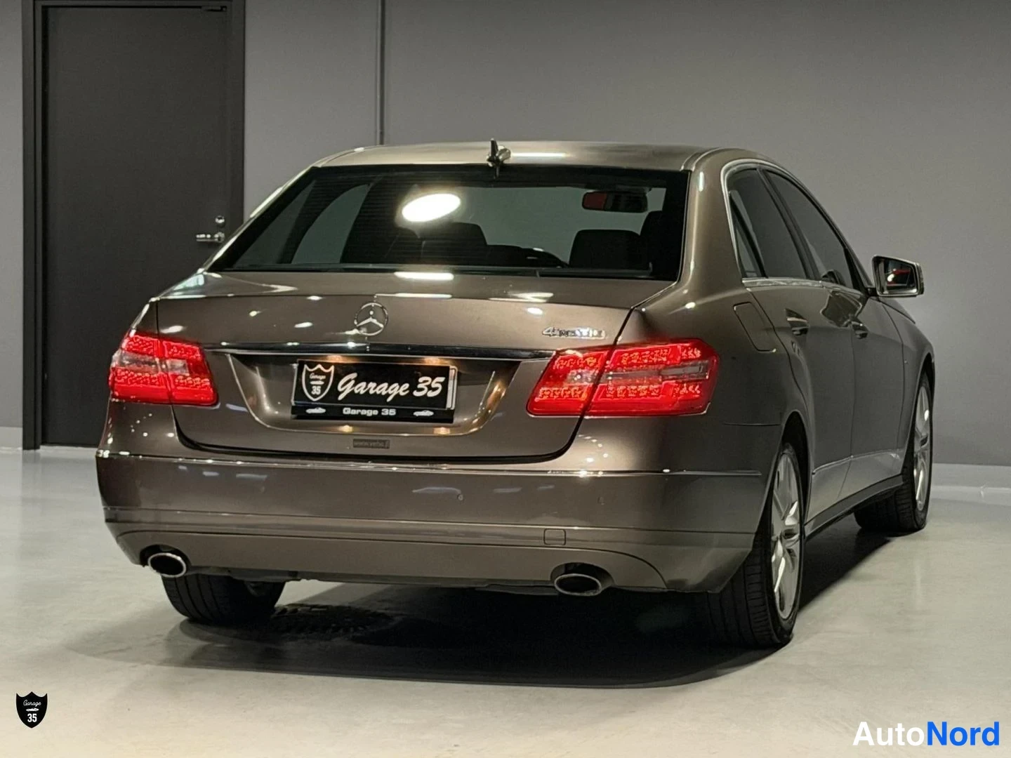 Ruskea Mercedes-Benz E 350 CDI 4MATIC 2010, takaviisto, kuva 7