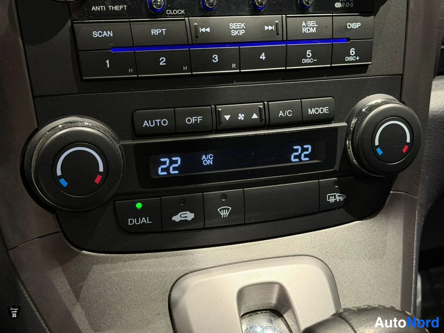 Harmaa Honda CR-V 2007, yksityiskohta, kuva 25
