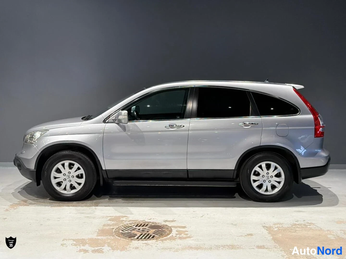 Harmaa Honda CR-V 2007, sivulta, kuva 5