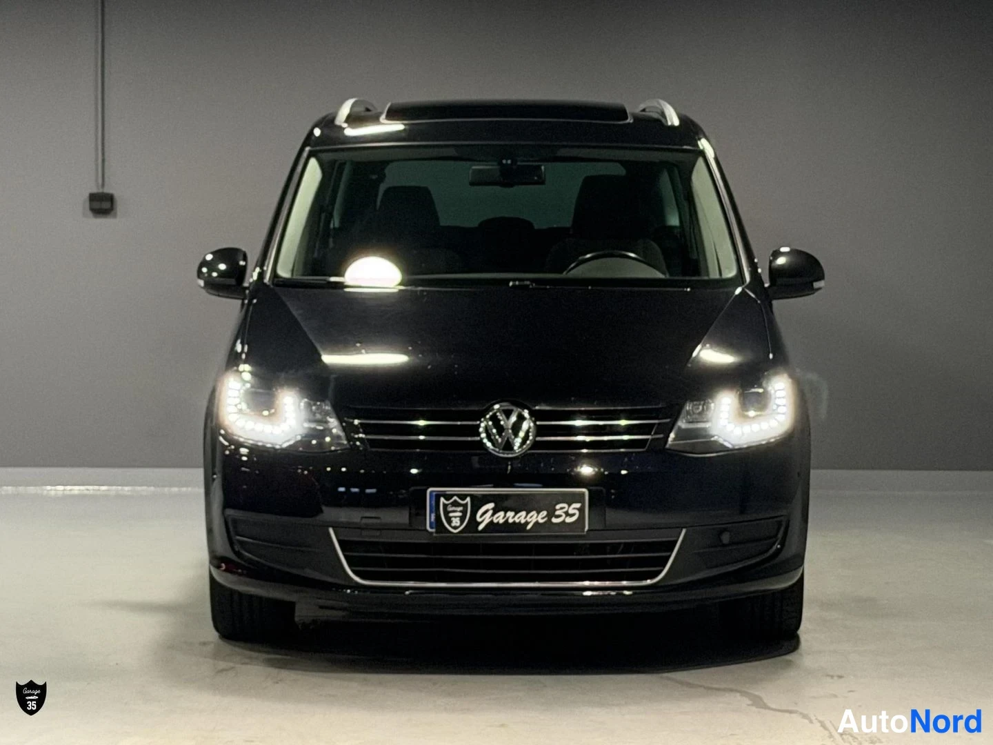 Sininen Volkswagen Sharan 2011, edestä, kuva 5