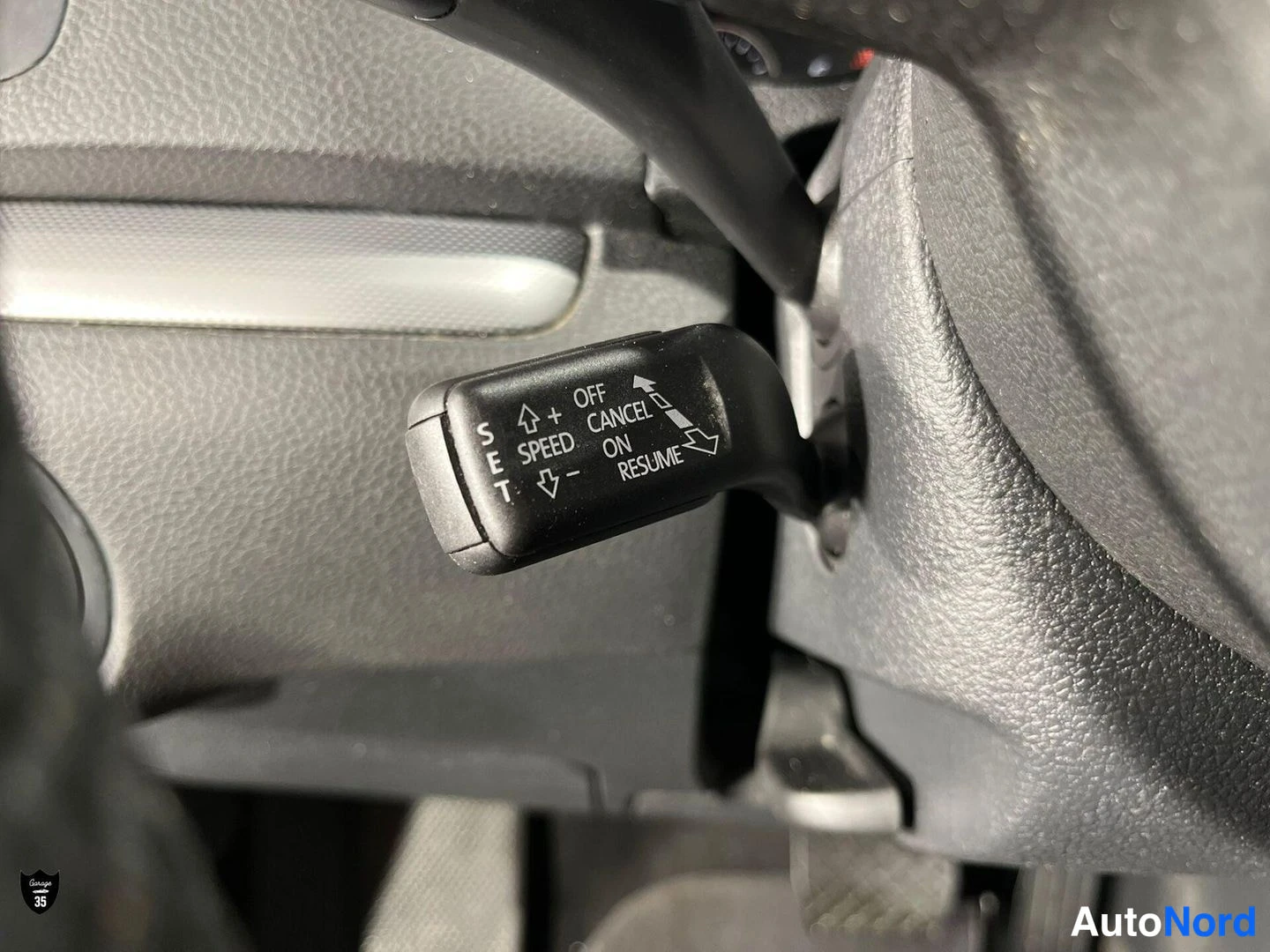Sininen Volkswagen Sharan 2011, yksityiskohta, kuva 22