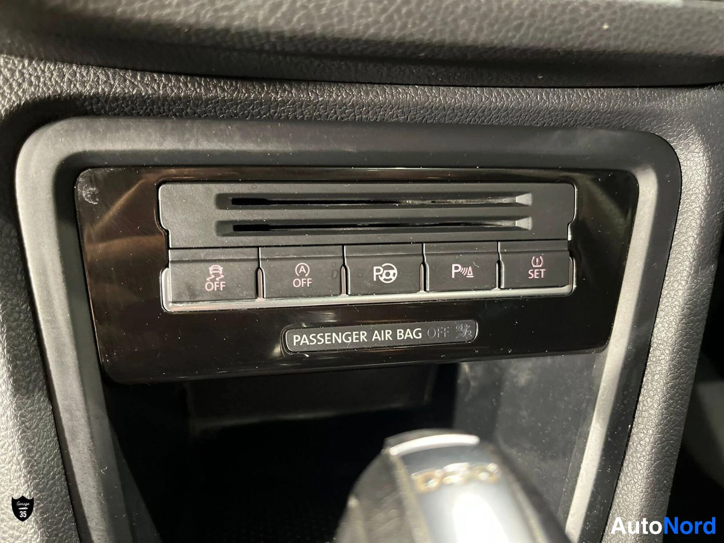 Sininen Volkswagen Sharan 2011, yksityiskohta, kuva 27