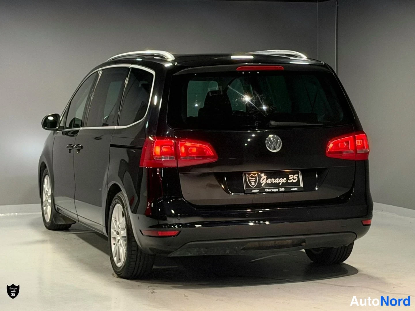 Sininen Volkswagen Sharan 2011, takaviisto, kuva 7