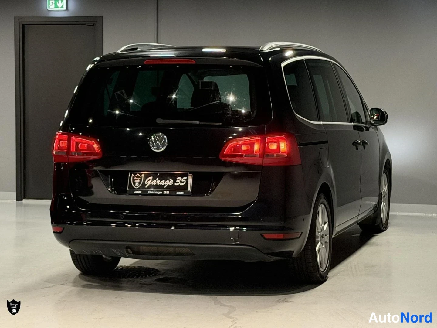 Sininen Volkswagen Sharan 2011, takaviisto, kuva 8