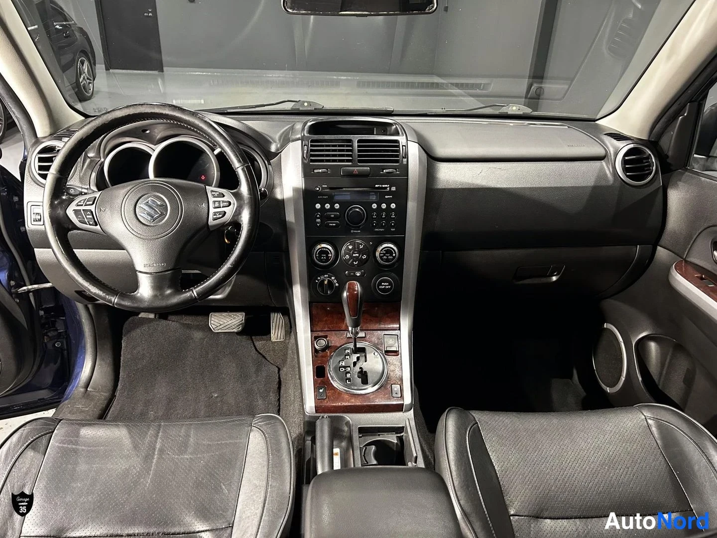 Sininen Suzuki Grand Vitara 2007, ohjaamo, kuva 10