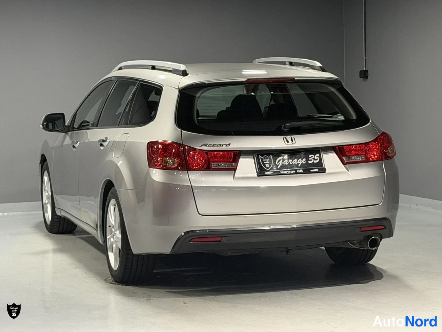 Harmaa Honda Accord Tourer 2010, takaviisto, kuva 6