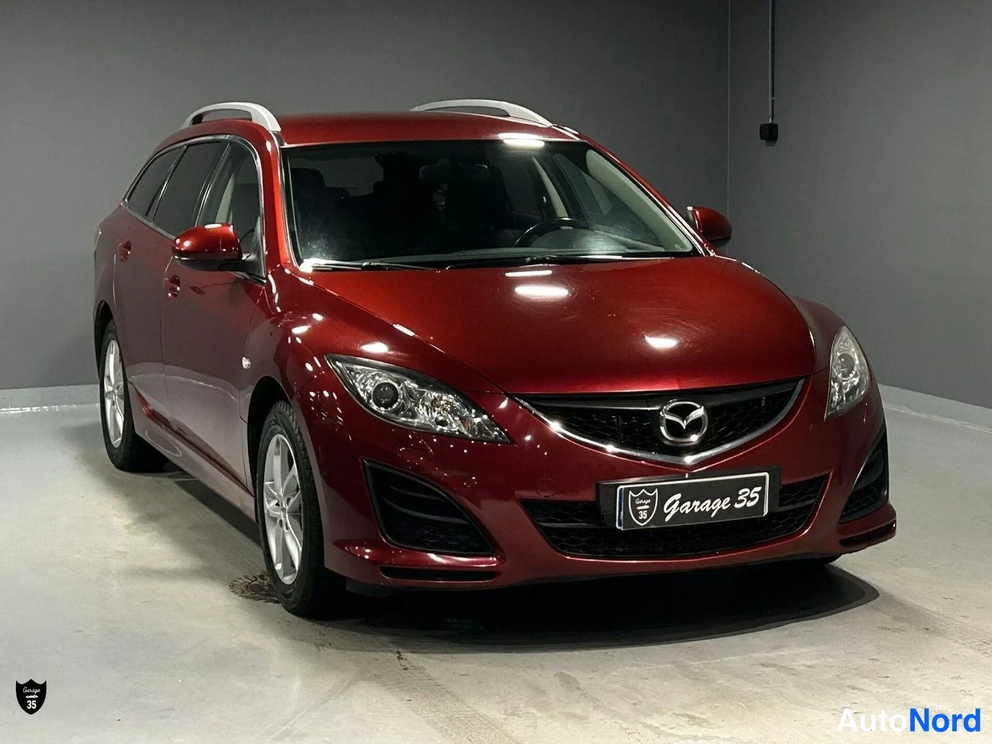 Punainen Mazda 6 2011, etuviisto, keula oikealle, kuva 2