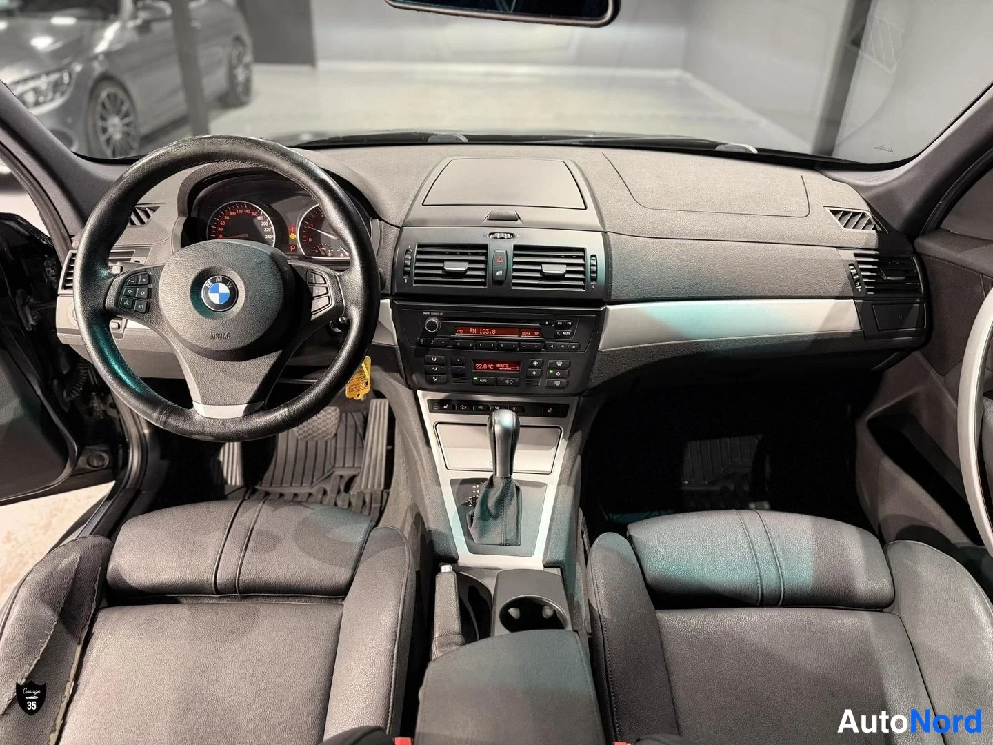 Musta BMW X3 xDrive20d 2008, ohjaamo, kuva 14