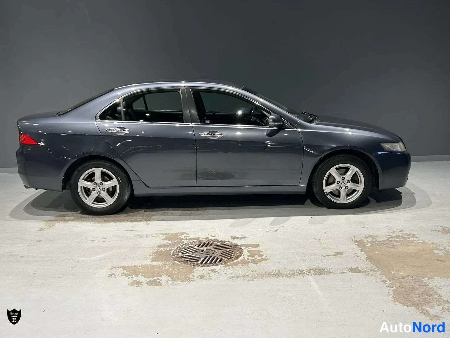 Harmaa Honda Accord 2005, sivulta, kuva 4