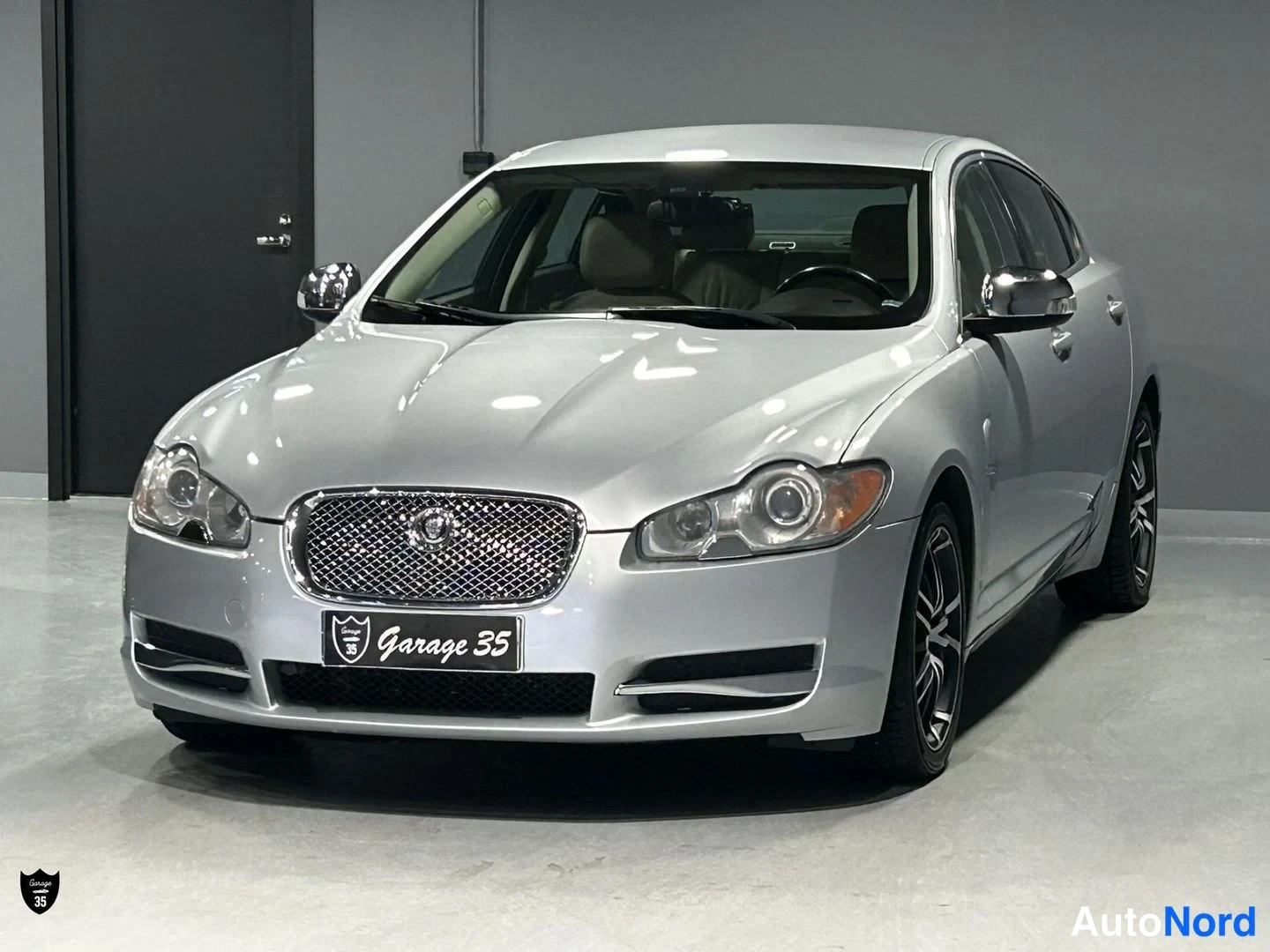 Jaguar XF 2,7D V6 Luxury Business 2009