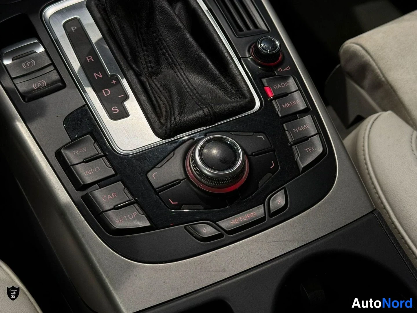 Harmaa Audi a5 Coupe 2008, yksityiskohta, kuva 17