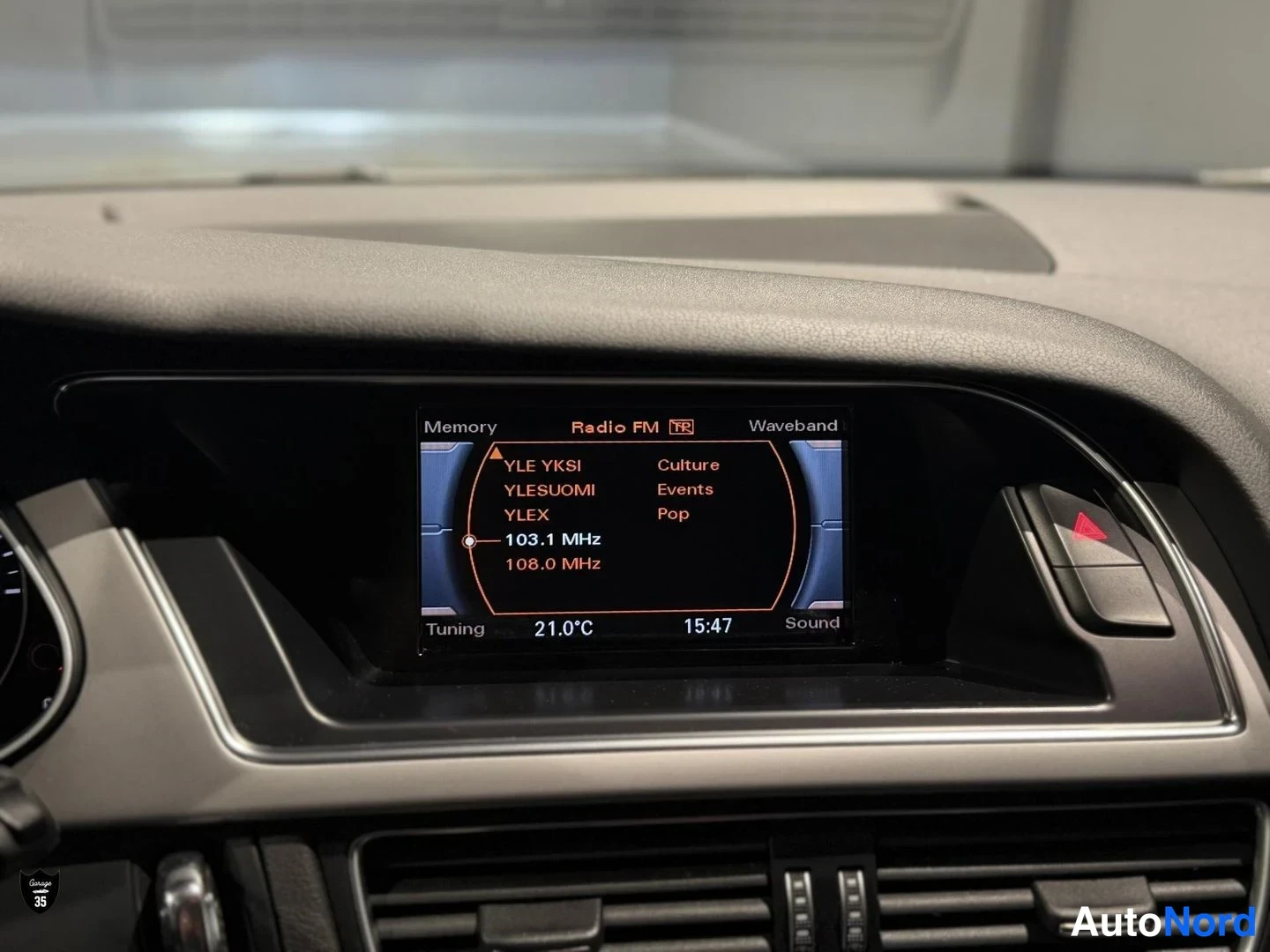 Valkoinen Audi A4 Avant 2014, yksityiskohta, kuva 25