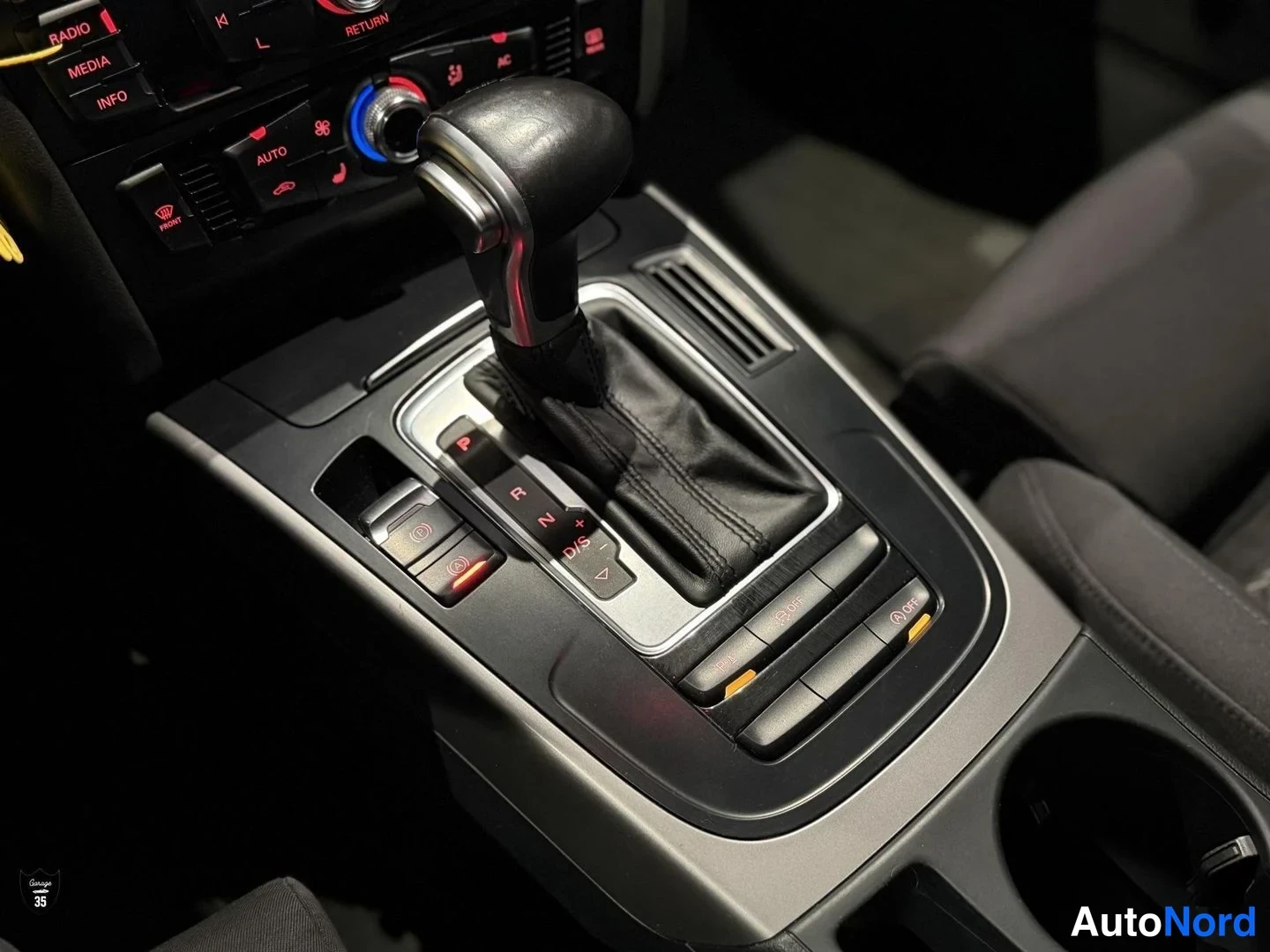 Valkoinen Audi A4 Avant 2014, yksityiskohta, kuva 27