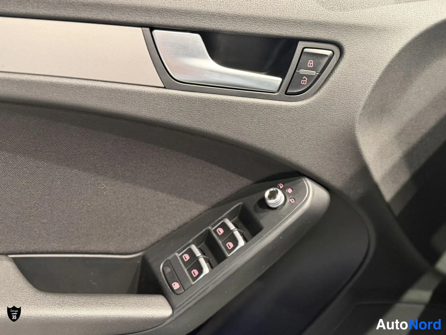 Valkoinen Audi A4 Avant 2014, yksityiskohta, kuva 24