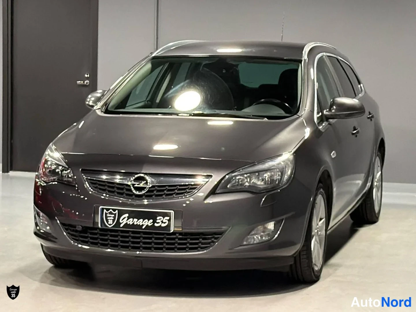 Opel Astra 1.4 Turbo Enjoy 2011