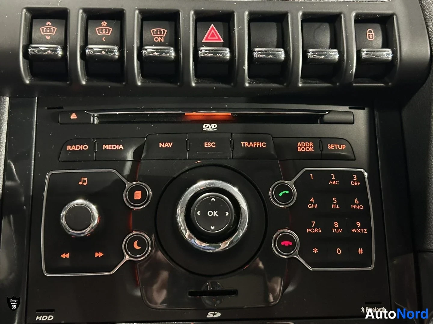 Vit Peugeot 3008 2012, detalj, bild 17