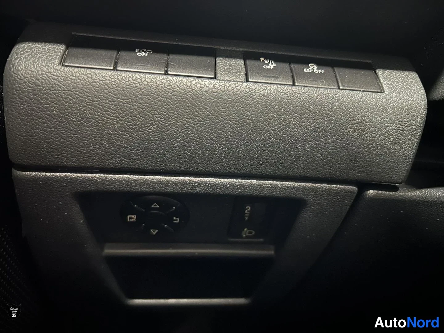 Vit Peugeot 3008 2012, detalj, bild 23