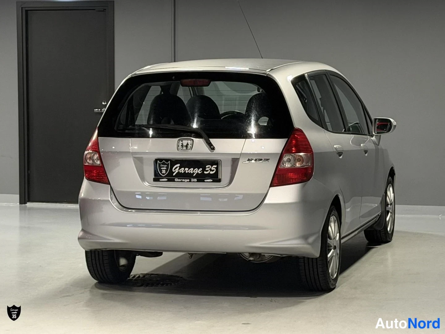 Harmaa Honda Jazz 2006, takaviisto, kuva 7