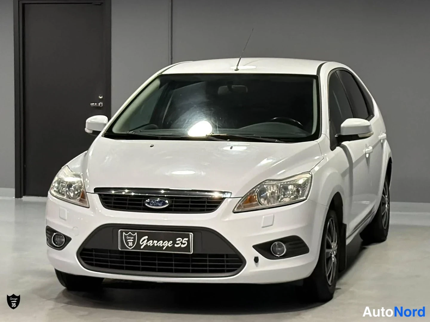 Ford Focus 1.6 Ghia 2009