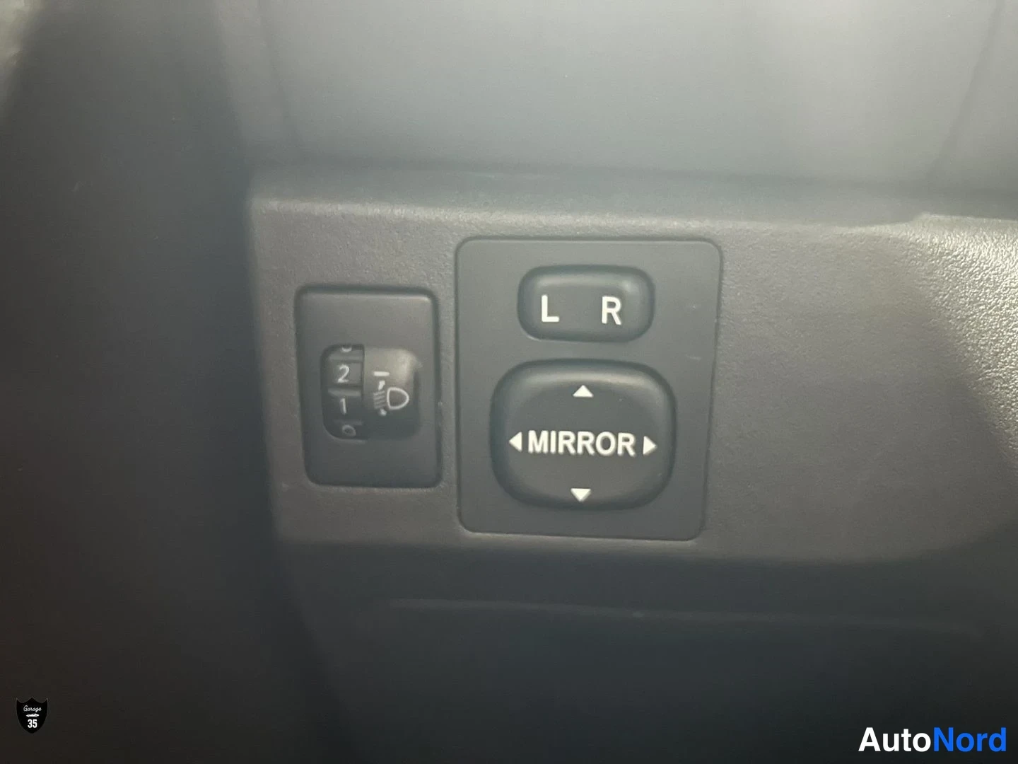 Hopea Toyota Yaris 2007, yksityiskohta, kuva 17