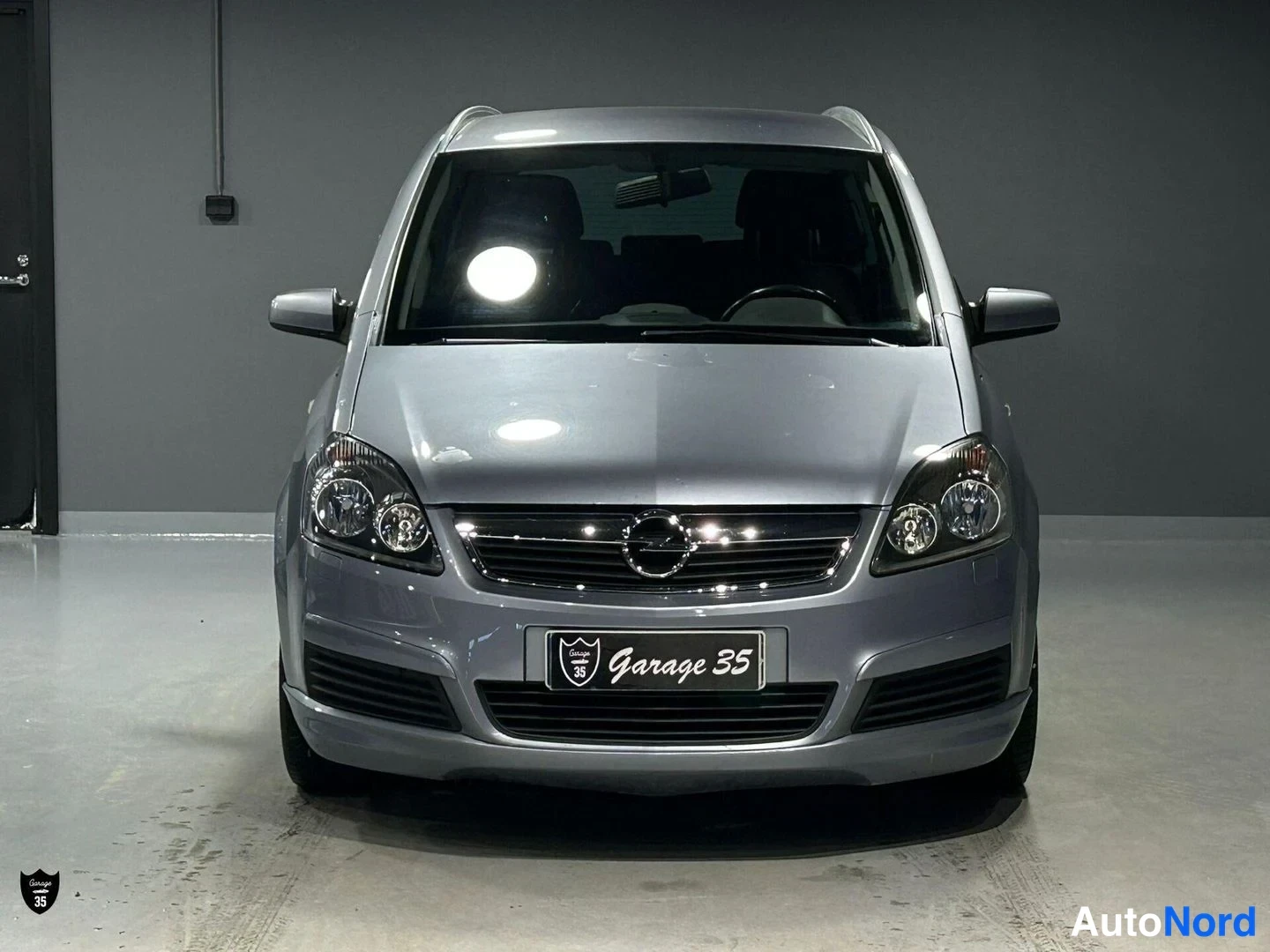 Hopea Opel Zafira 2007, edestä, kuva 4