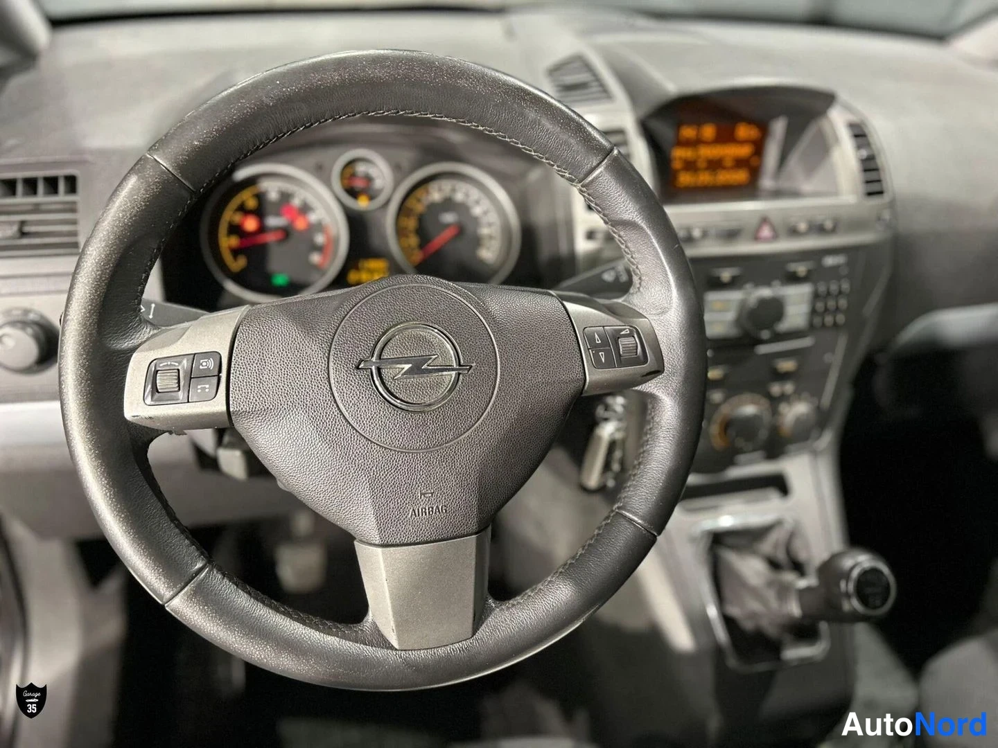 Hopea Opel Zafira 2007, yksityiskohta, kuva 17