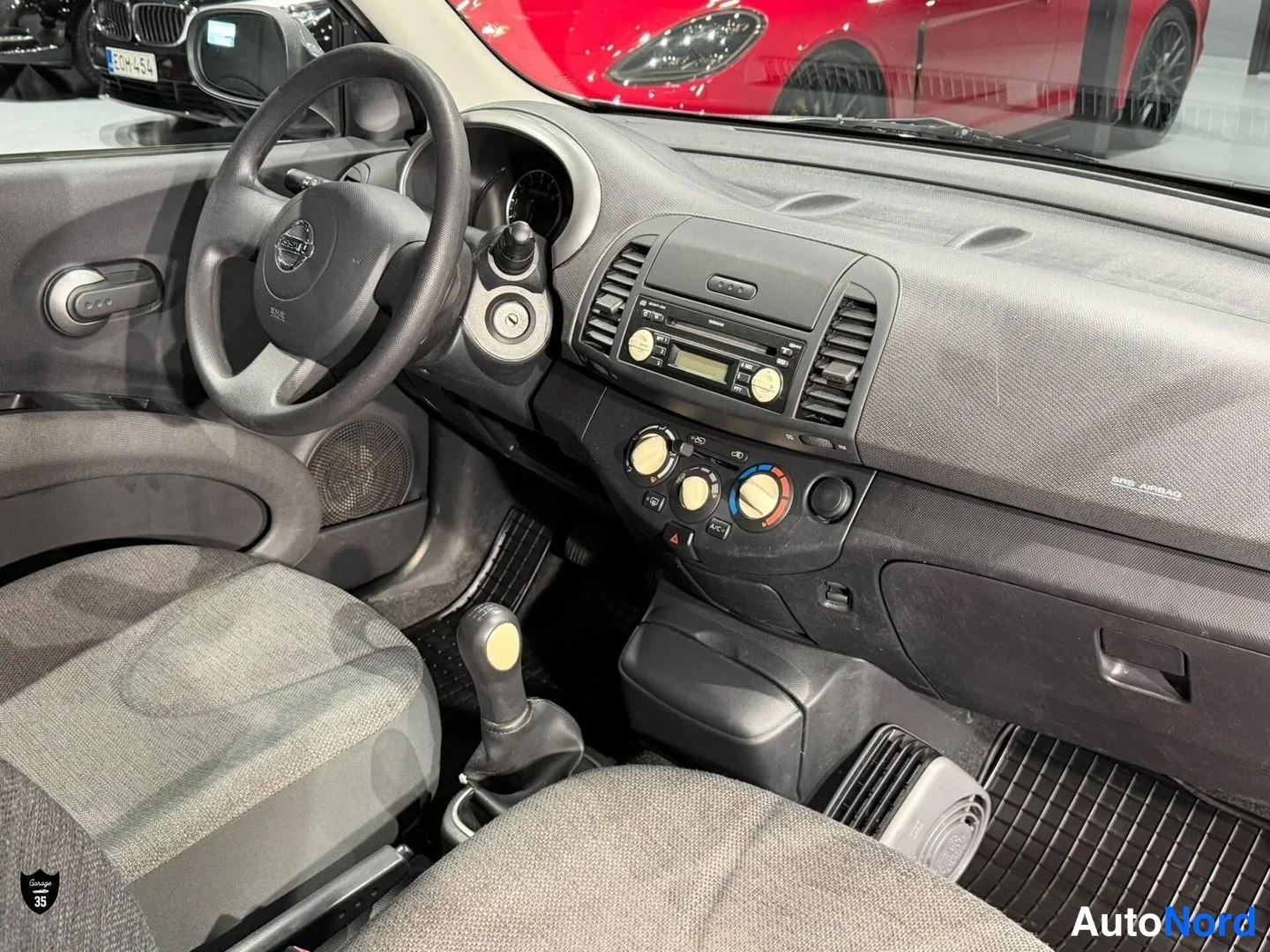 Harmaa Nissan Micra 2006, ohjaamo, kuva 12