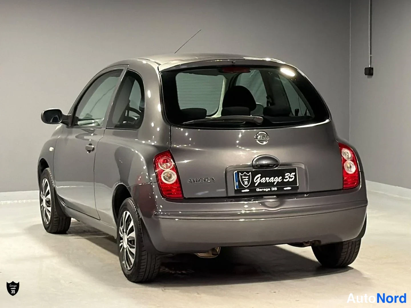 Harmaa Nissan Micra 2006, takaviisto, kuva 6