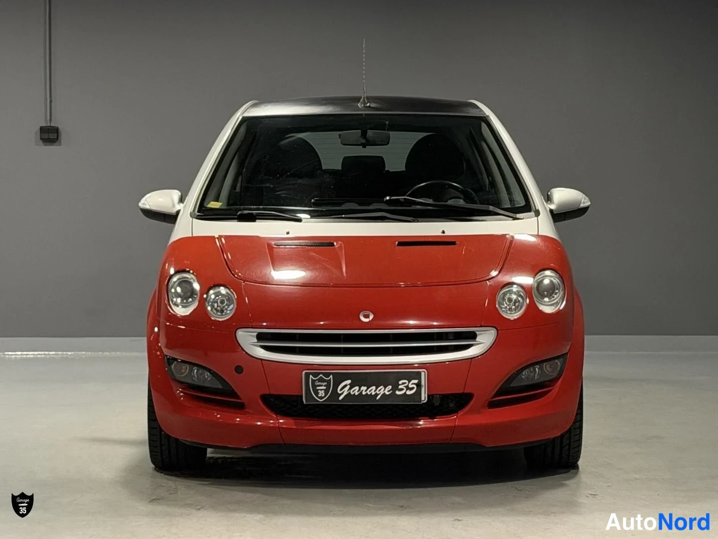 Punainen Smart FORFOUR 1.3 2005, edestä, kuva 4