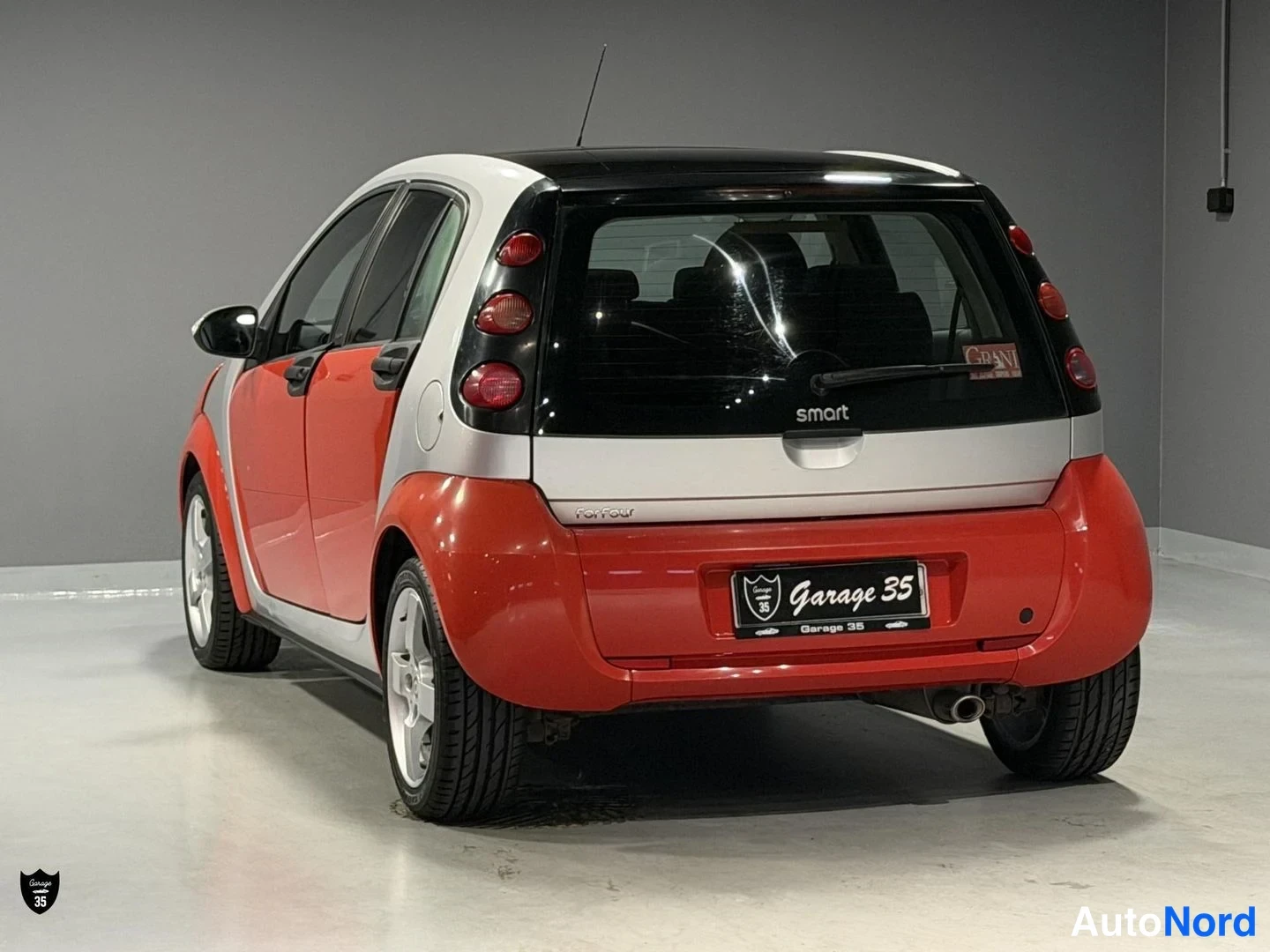 Punainen Smart FORFOUR 1.3 2005, takaviisto, kuva 5