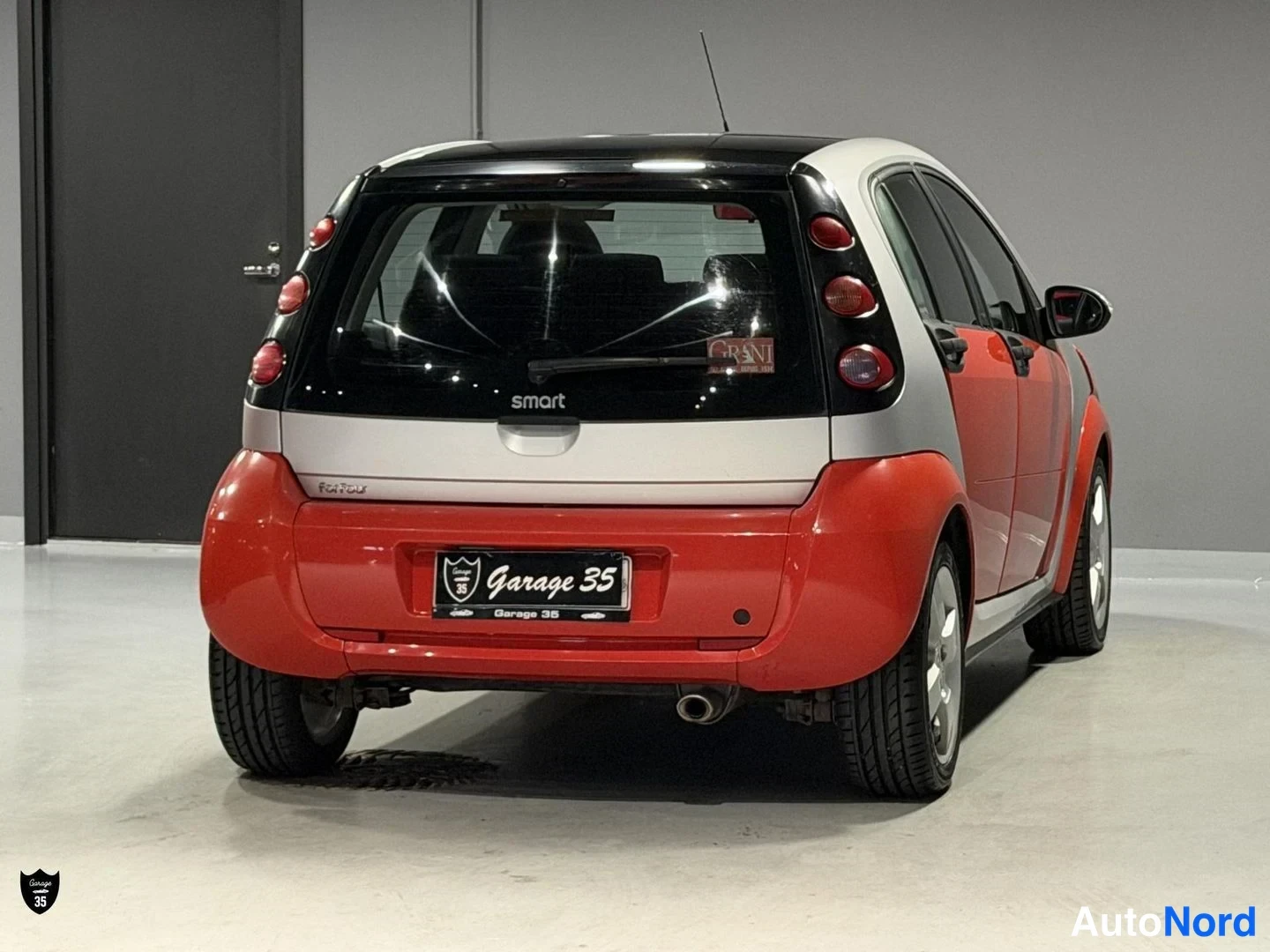 Punainen Smart FORFOUR 1.3 2005, takaviisto, kuva 6