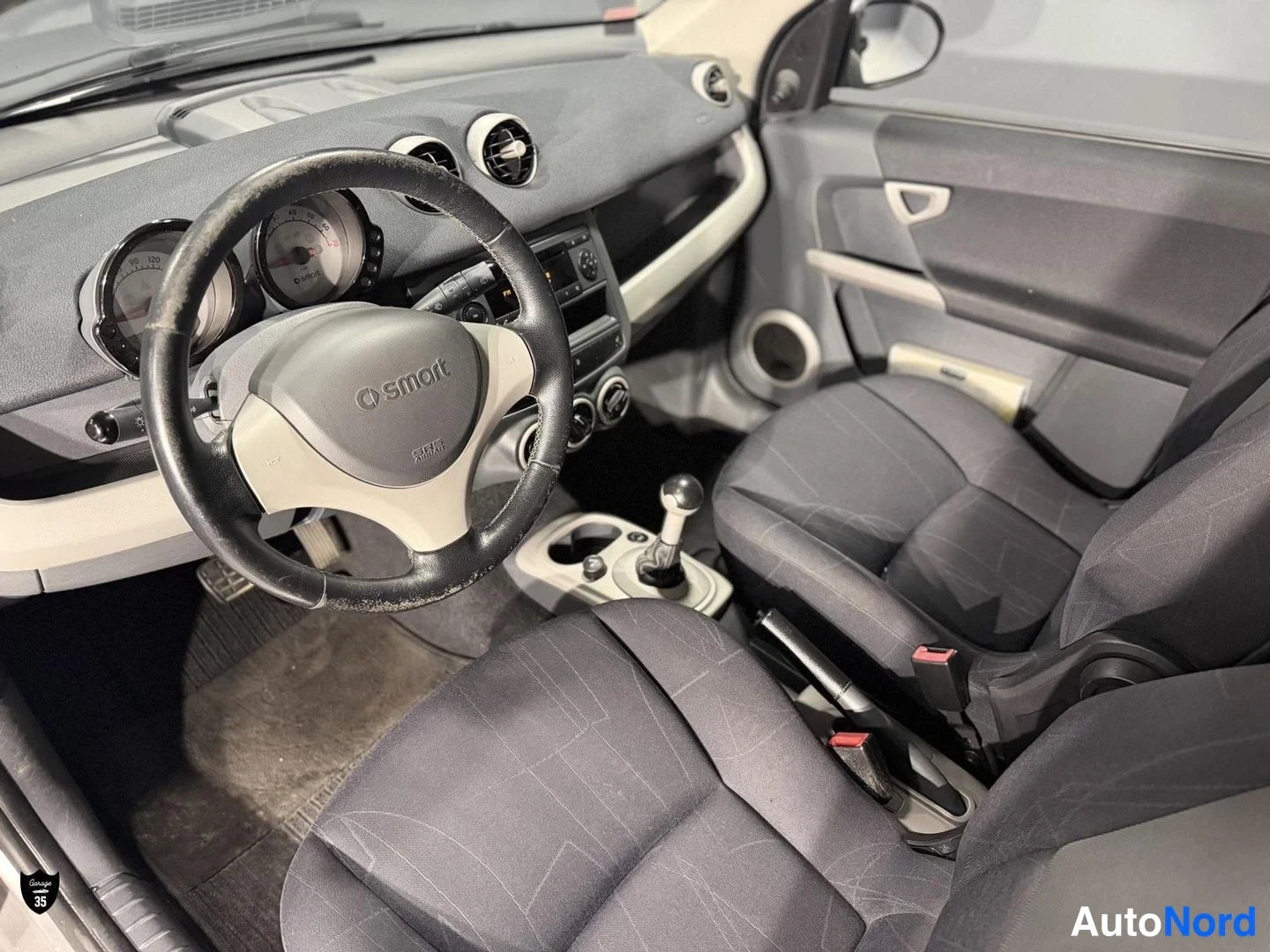 Punainen Smart FORFOUR 1.3 2005, ohjaamo, kuva 9