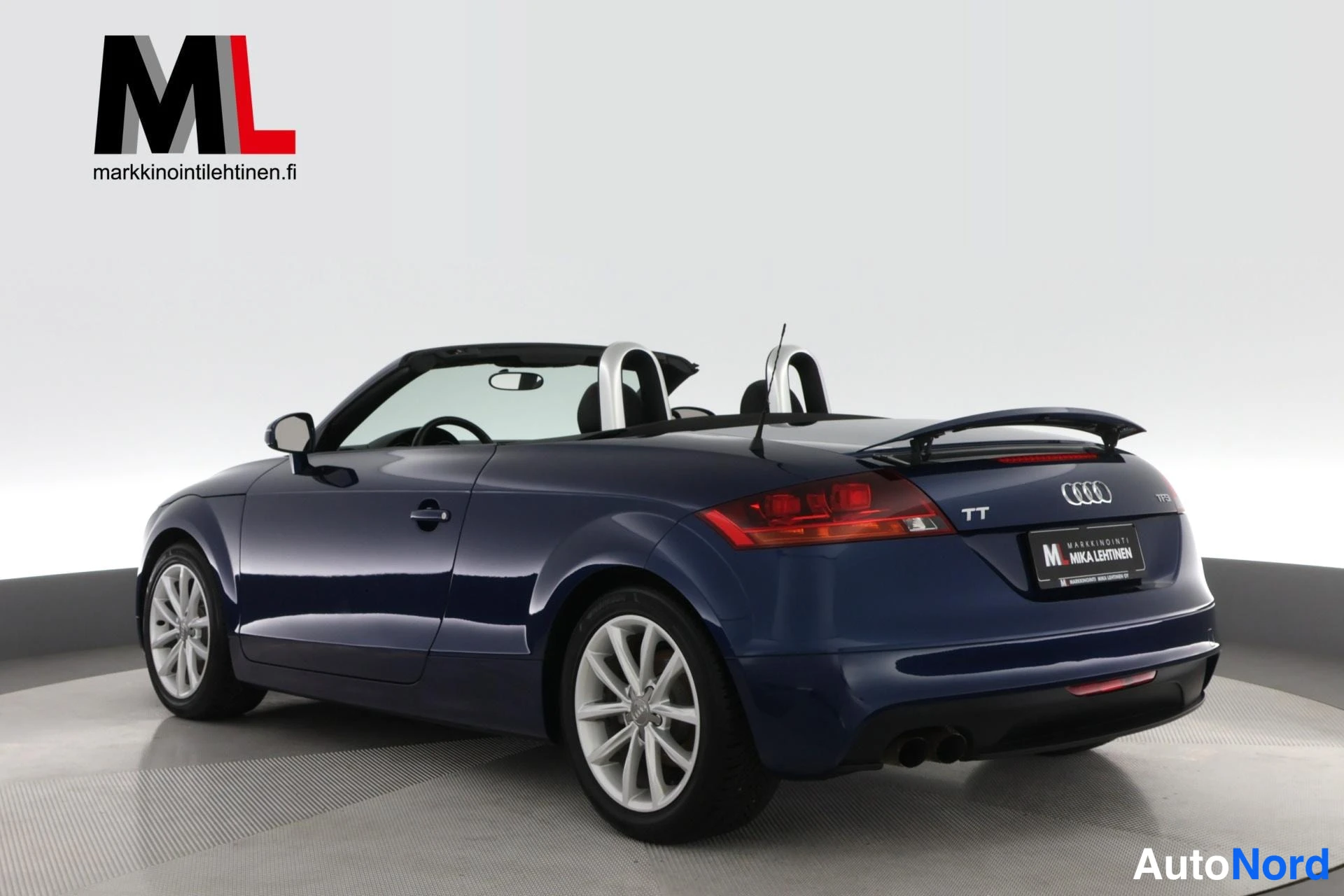 Sininen Audi TT 2011, takaviisto, kuva 10