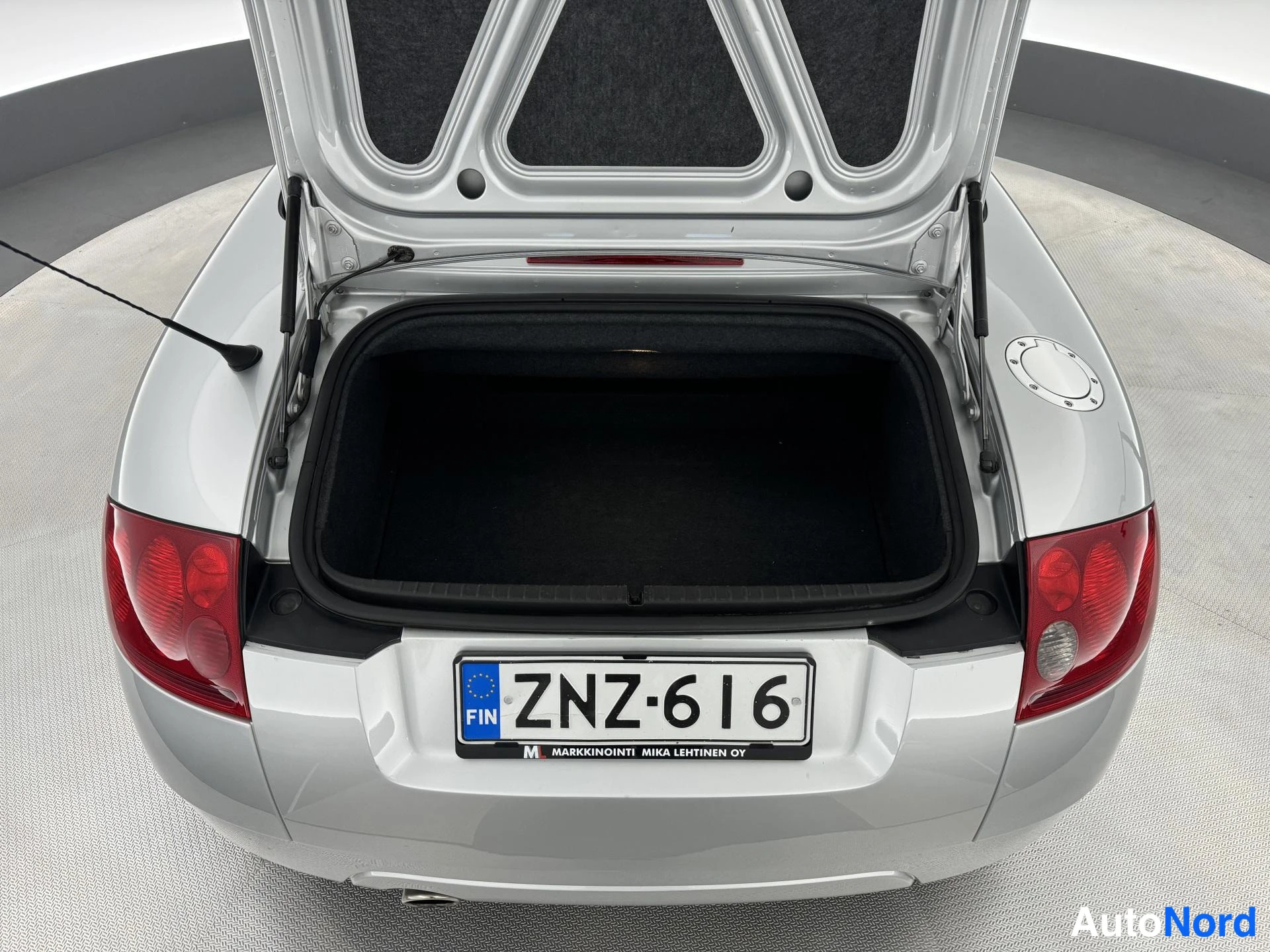 Harmaa Audi TT 2000, takaa, kuva 15