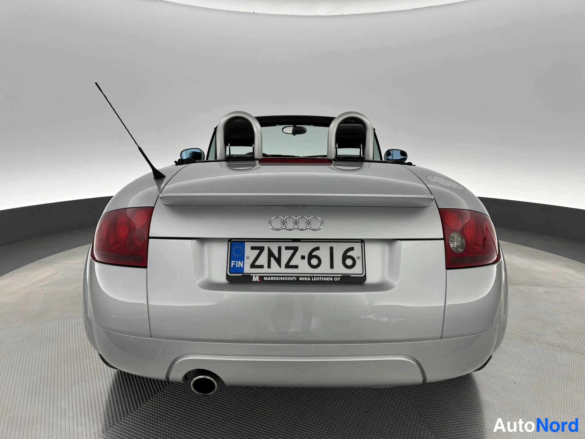 Harmaa Audi TT 2000, takaa, kuva 16