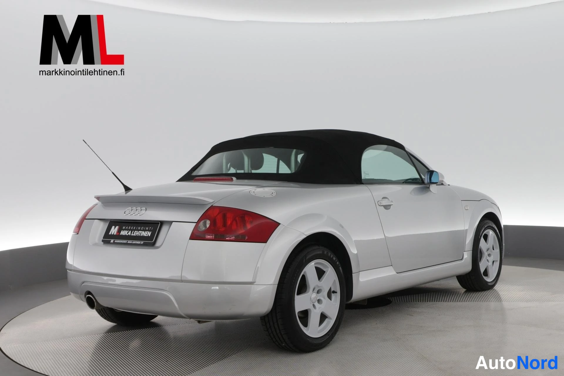 Harmaa Audi TT 2000, takaviisto, kuva 13